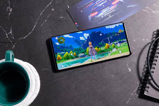 完美詮釋速度美學,iQOO 9 Pro賽道版如何實現(xiàn)工業(yè)設(shè)計新突破?